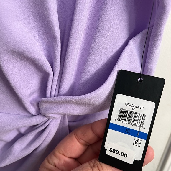 NWT -Guess dress XL - Picture 2 of 3